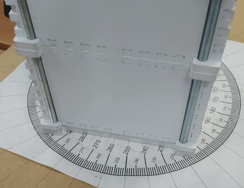 Установка ОрбиКрафт 3D на распечатанный транспортир